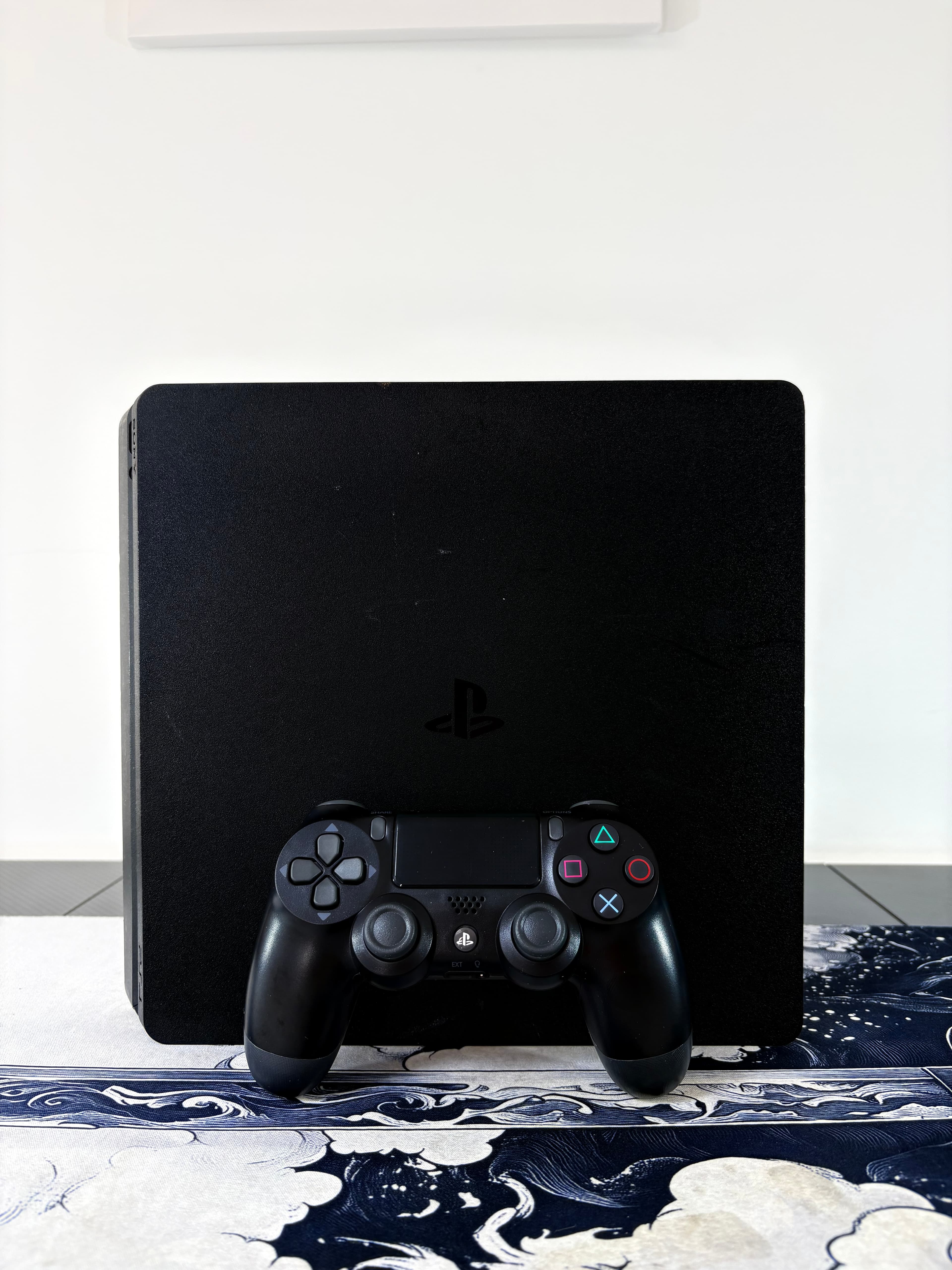 PlayStation 4 ( PS4) - Slim 